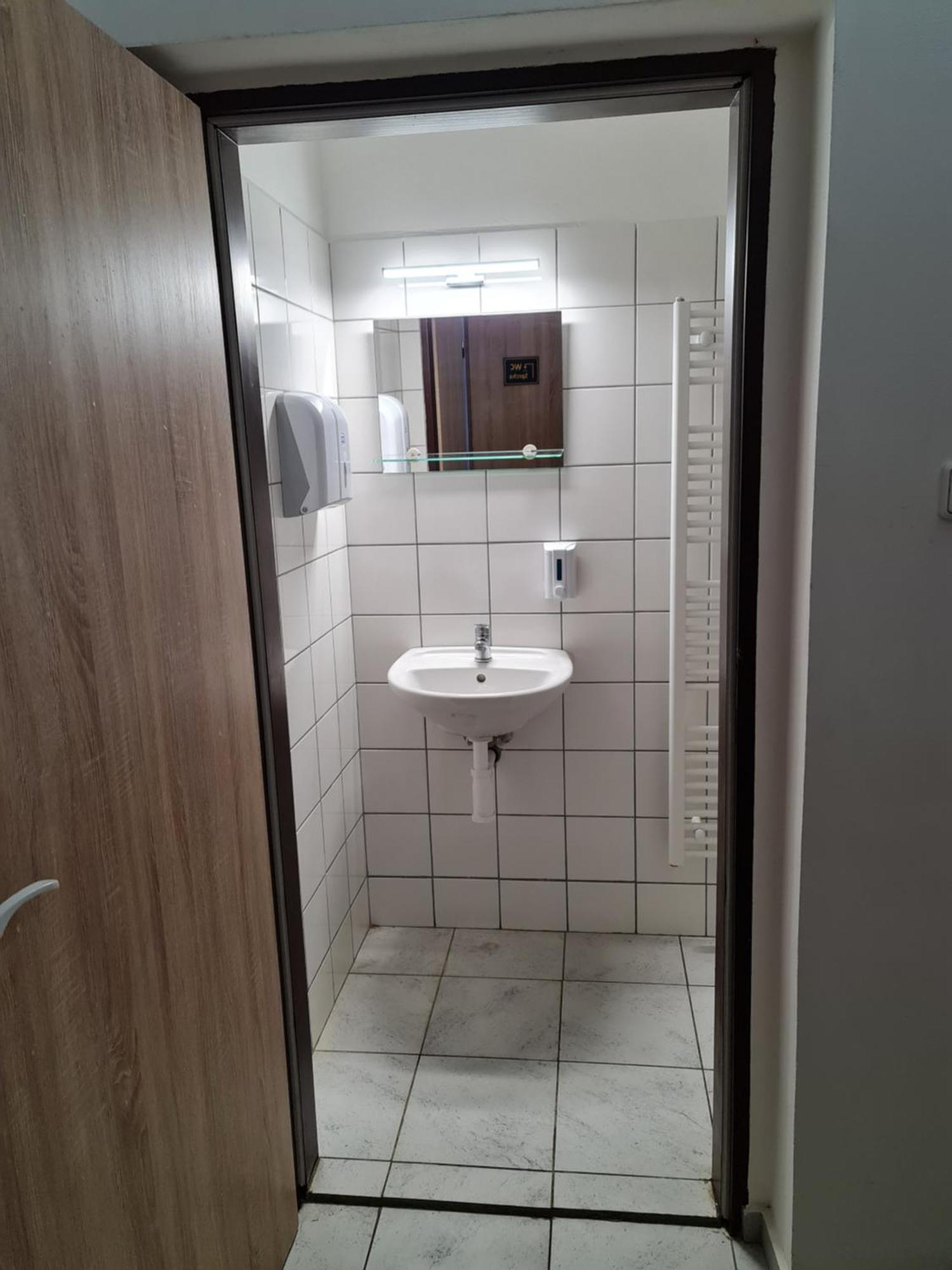 Nika Beds Hotel Пардубице Екстериор снимка